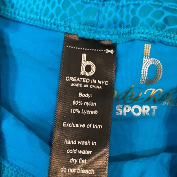 🐍SnakeSkin Dance Booty Shorts - Picture 8 of 11